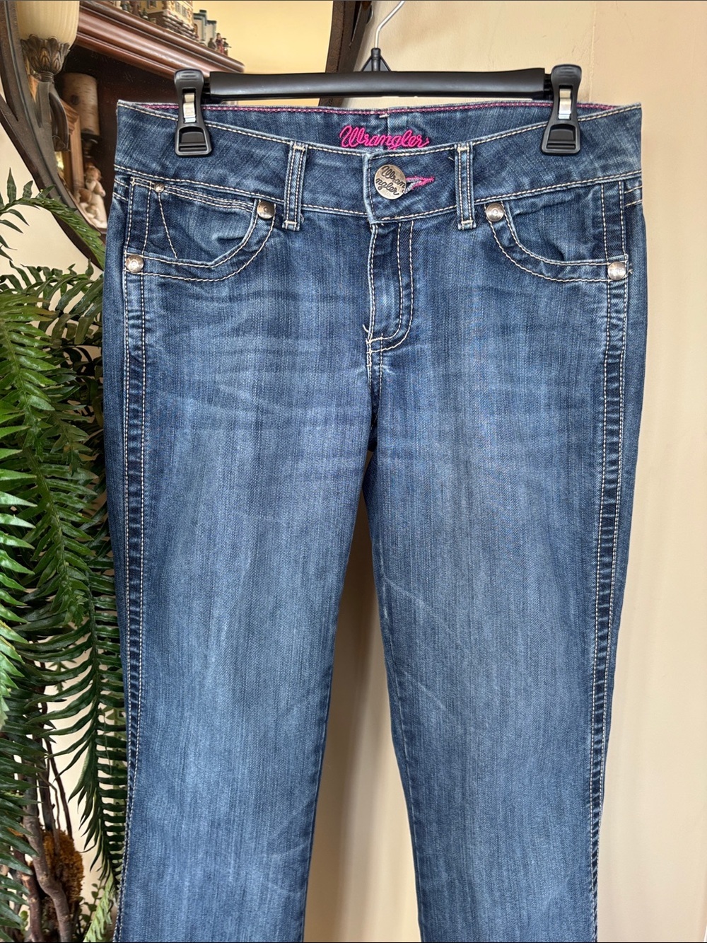 Wrangler Boot Cut Jeans Mid Blue Wash Western Denim 5-Pocket Embellished Rivets - Picture 3 of 13